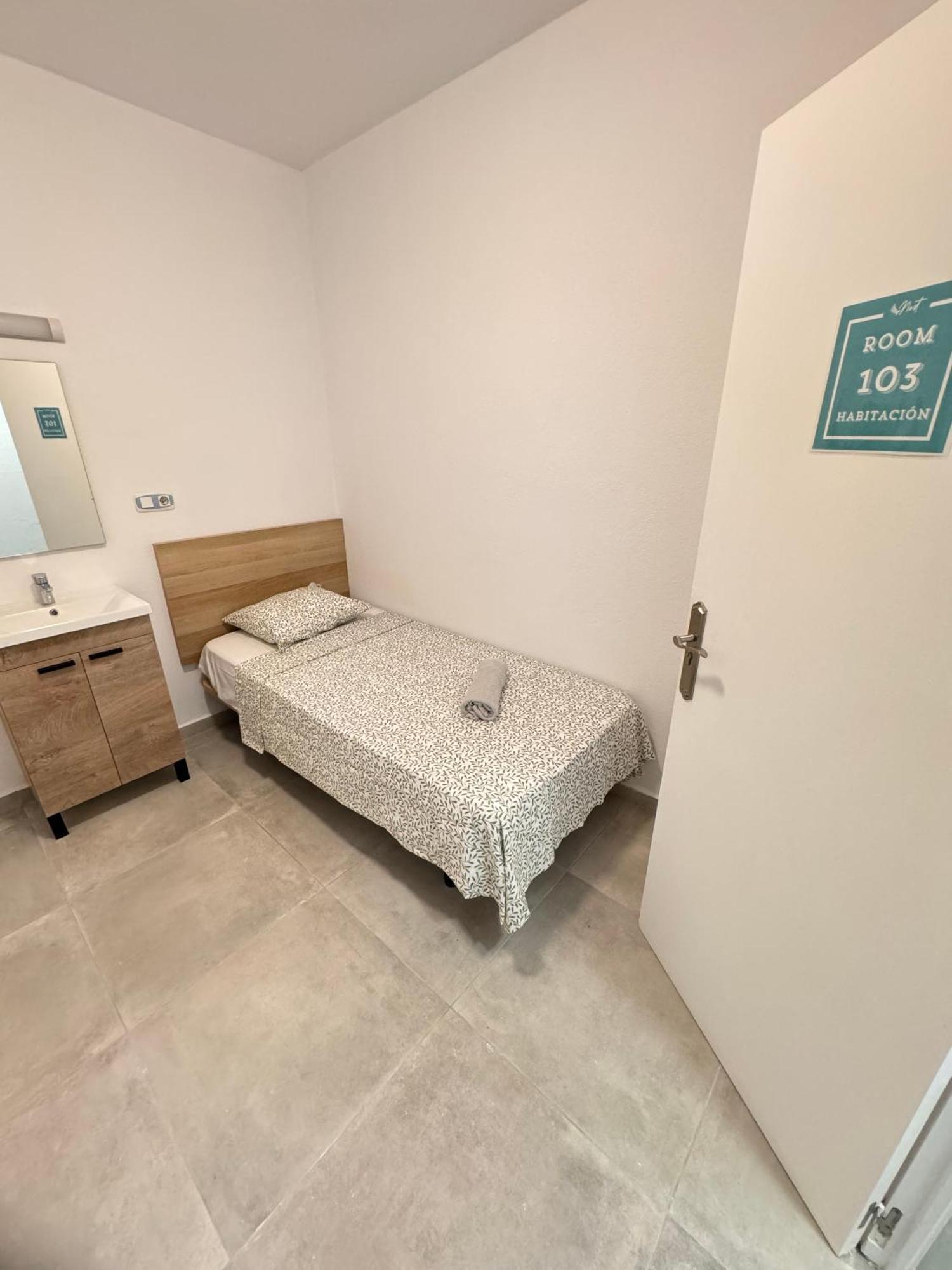 فندق Hostal Cisne سان أنطونيو المظهر الخارجي الصورة